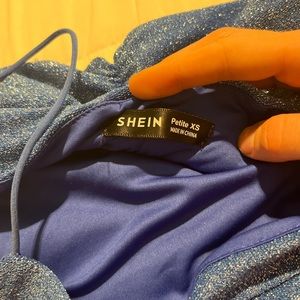 xs blue body con dress worn one perfect condition!